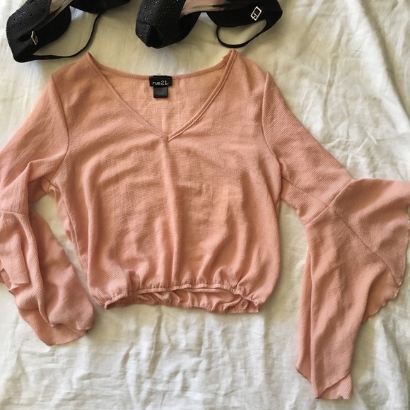 Crop top - Picture 2 of 5